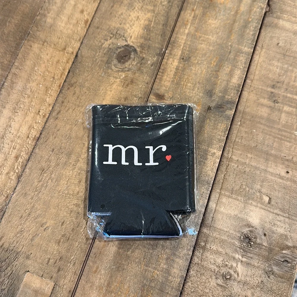 Wedding Mr. & Mrs. Koozies Can coolers